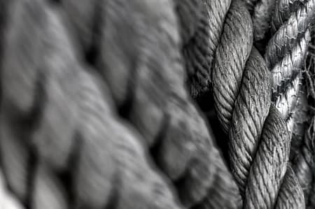 a close up of ropes